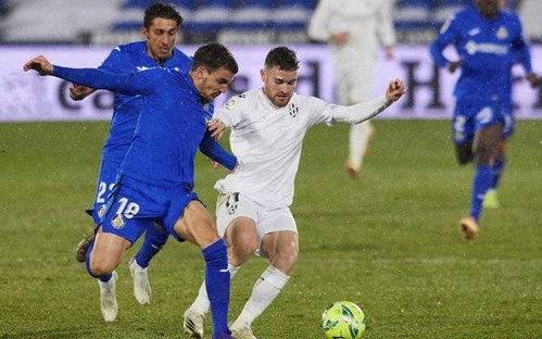 在全球足球 在全球足球