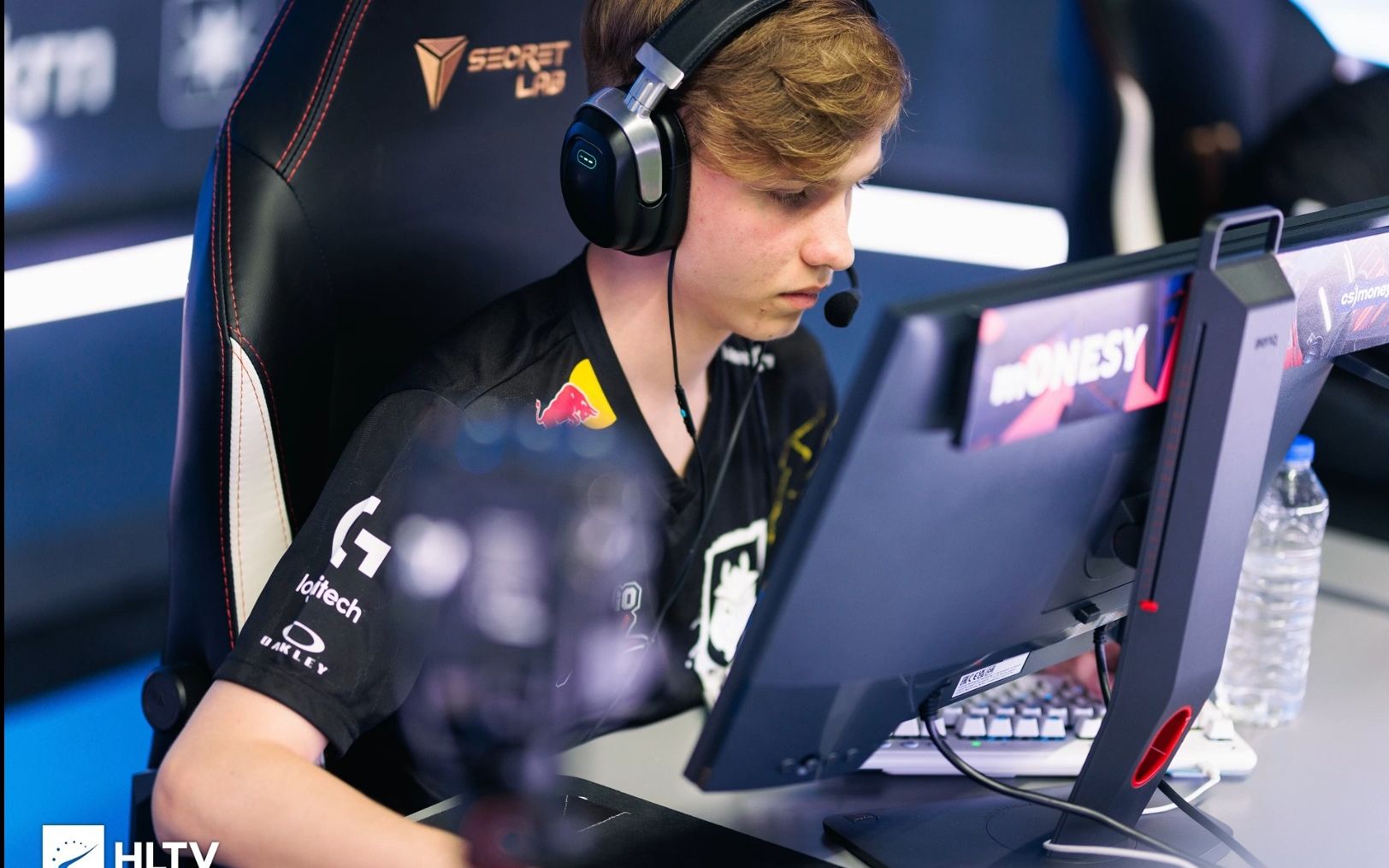 集中举办 集中举办